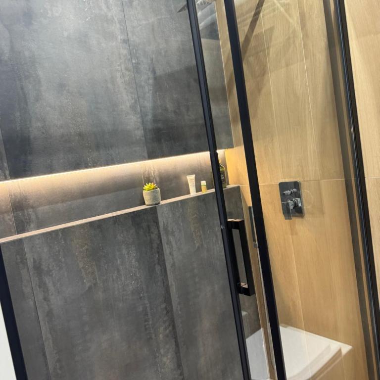 Living - Deluxe Twin Room - 19