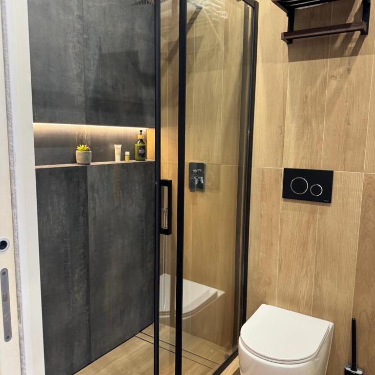 Living - Deluxe Twin Room - 17