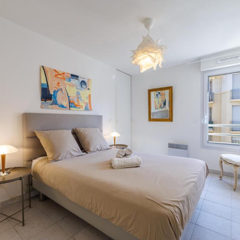 FEEL HOME - CAIS De PIERLAS - Appartement 2 Chambres avec Terrasse - 5