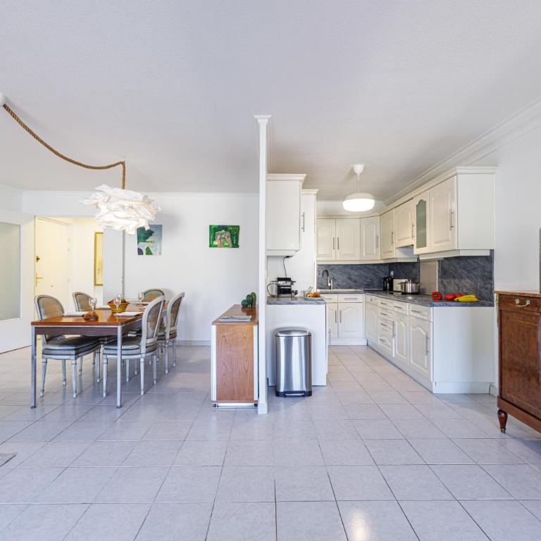 FEEL HOME - CAIS De PIERLAS - Appartement 2 Chambres avec Terrasse - 4