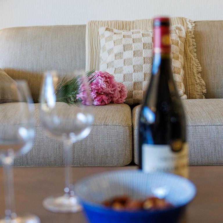 FEEL HOME - CAIS De PIERLAS - Appartement 2 Chambres avec Terrasse - 33
