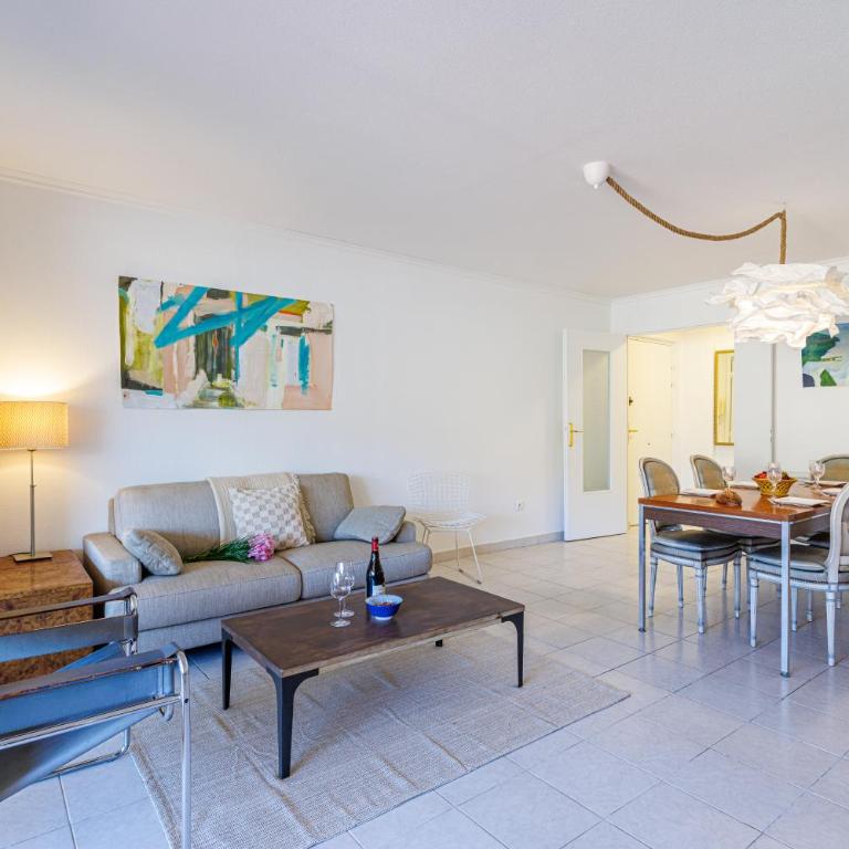 FEEL HOME - CAIS De PIERLAS - Appartement 2 Chambres avec Terrasse - 36