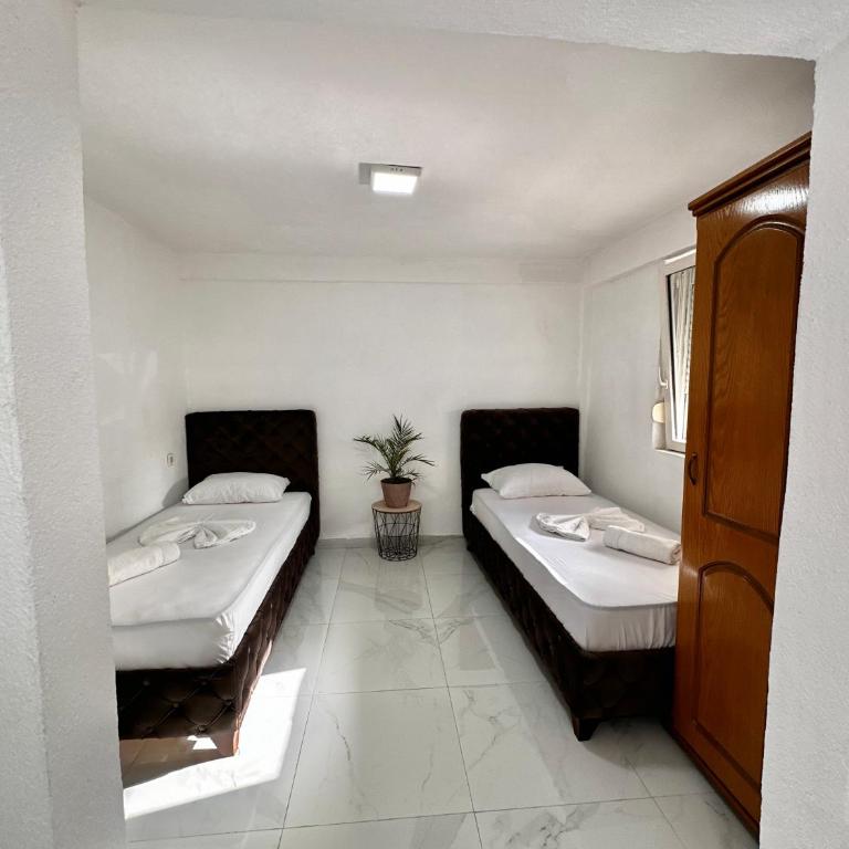Apartmani Medovic - Porodična Soba - 4