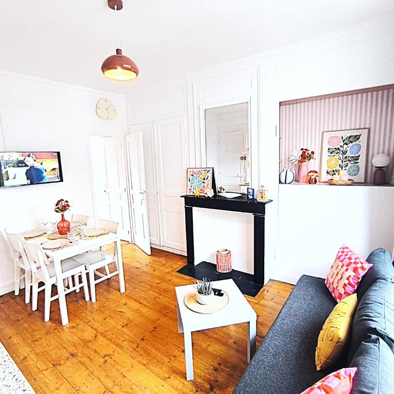 Appartement Charmant - Lille Vauban - Proche Metro - Universite - Appartamento con 1 Camera da Letto - 2