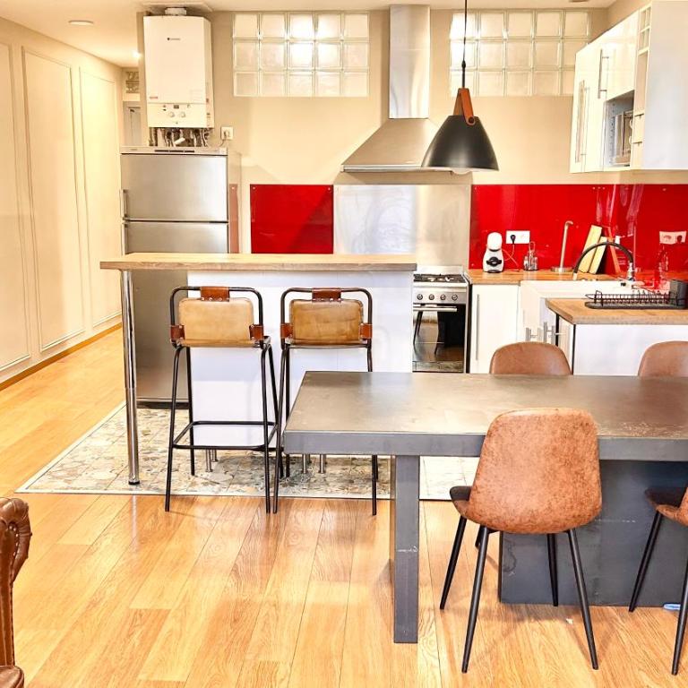 Charmant appartement à Vila de Gracia Barcelone - Two-Bedroom Apartment - 1