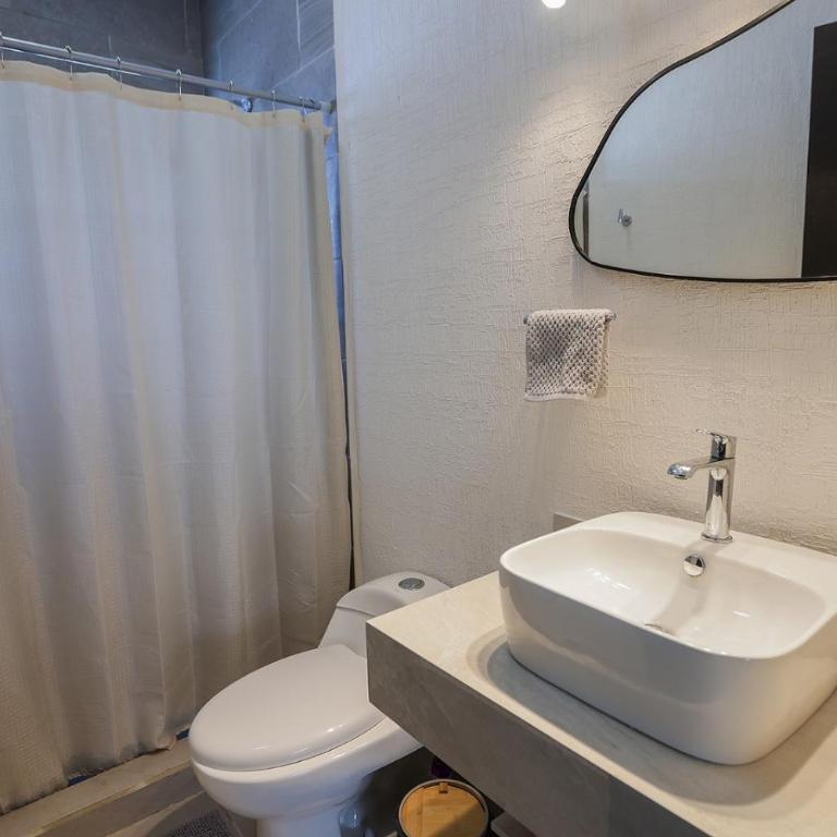 Hikari Condon - Three-Bedroom Apartment - 10