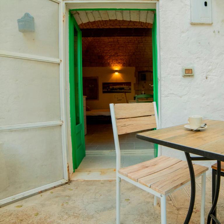 La Casetta - One-Bedroom Apartment - 34