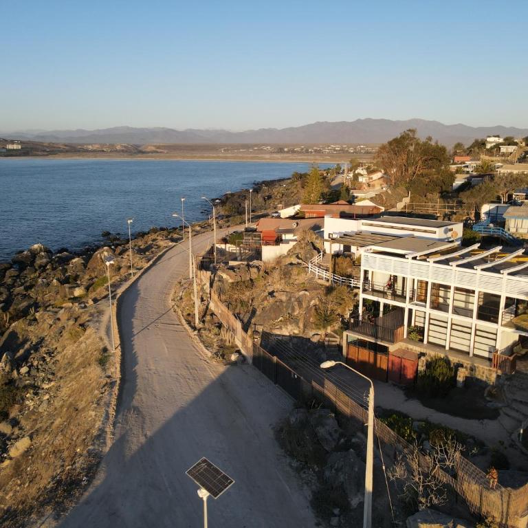 Pedal Paradise Tongoy - Four-Bedroom House - 35
