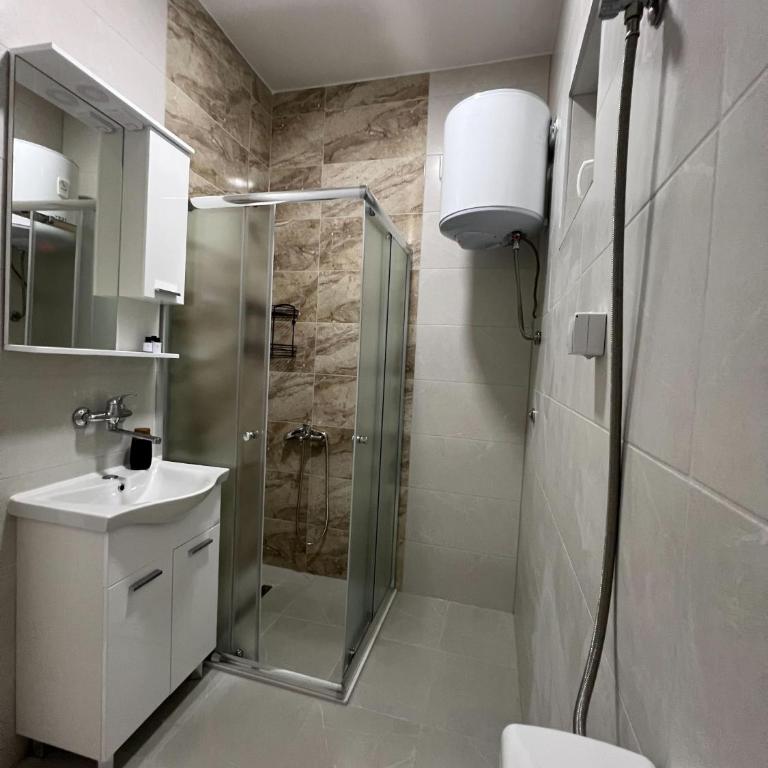 Urban Heart Residence - Double Room with Balcony - 11