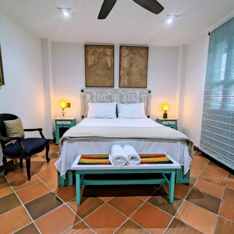 Casa Silva - Hotel Cafe - Habitación Doble Deluxe con balcón - 5