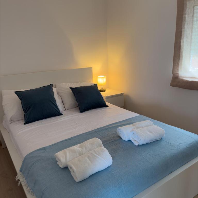 102 - Beachside Renovated 1BR apt w private garden - Apartamento - 13