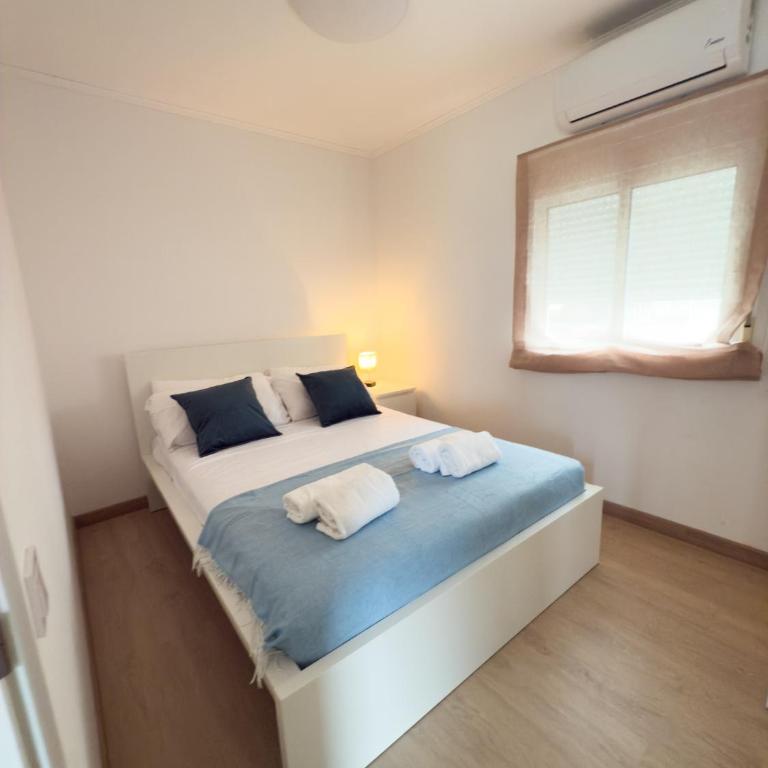 102 - Beachside Renovated 1BR apt w private garden - Apartamento - 3