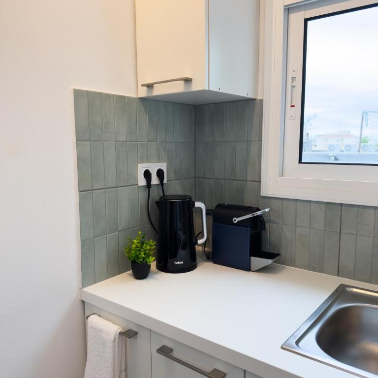 103 - Beachside Renovated 1BR apt w private garden - Apartamento de 1 dormitorio - 15