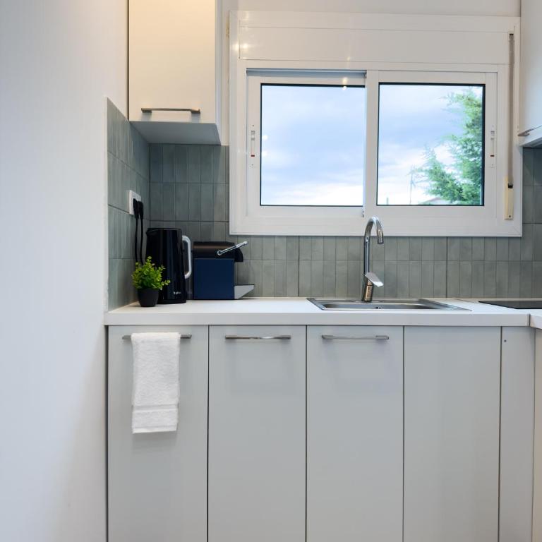 103 - Beachside Renovated 1BR apt w private garden - Apartamento de 1 dormitorio - 17