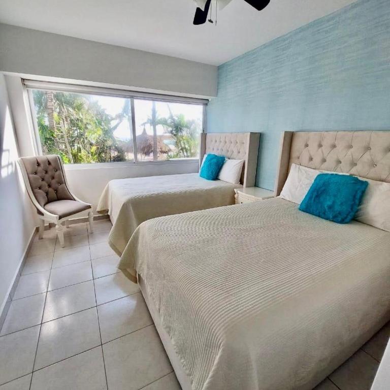 FRENTE AL MAR A PIE DE PLAYA ALBERCA y JACUZZI - Three-Bedroom Premium Apartment with Balcony - 3