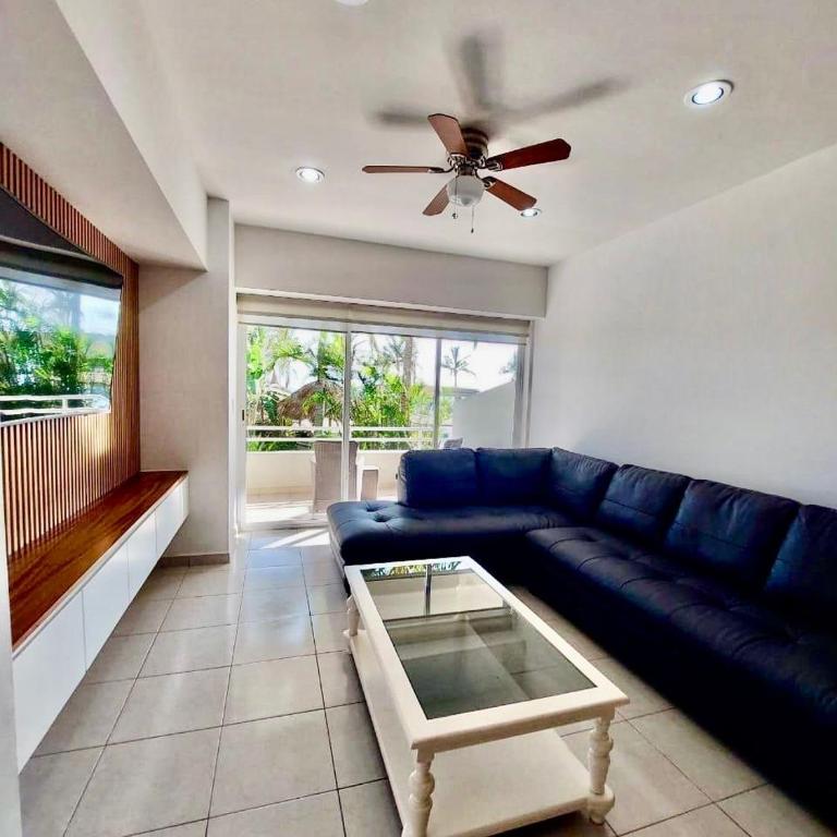FRENTE AL MAR A PIE DE PLAYA ALBERCA y JACUZZI - Three-Bedroom Premium Apartment with Balcony - 9