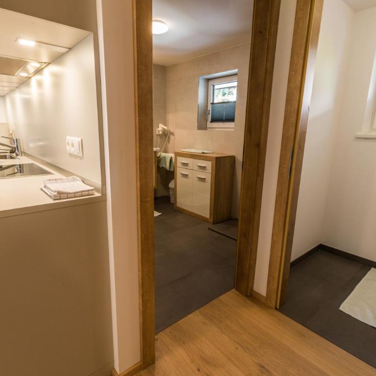 s'Hoamatl Dorfkrug Appartements - Apartment mit Balkon - 5