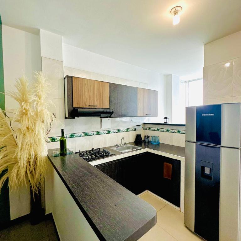Moderno y lindo apartamento de 3 habitaciones cerca al aeropuerto - Apartamento de 3 dormitorios - 36