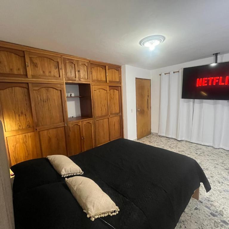 Amplio apartamento Guayabal cerca aeropuerto Olaya Herrera - Two-Bedroom Apartment - 1