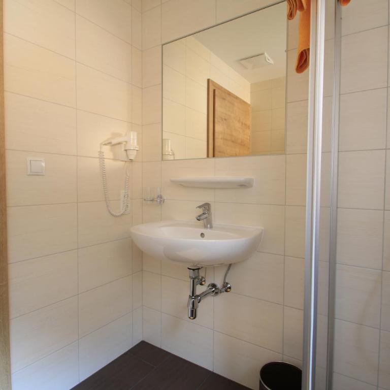 Apart Lukas - Apartment mit 3 Schlafzimmern und Balkon - 20
