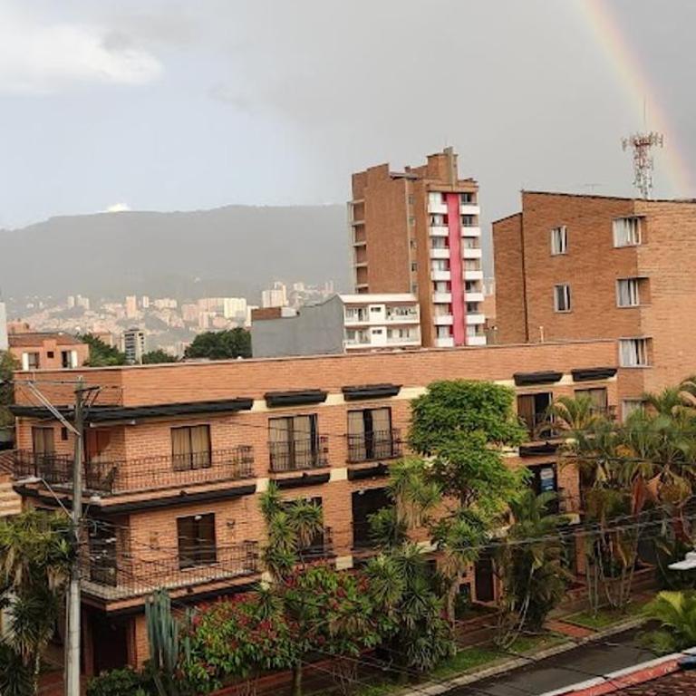 Cerca a el estadio - Apartamento de 1 dormitorio - 2