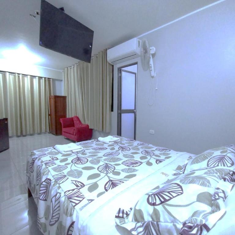 - Hotel Luxor --- Chanchamayo --- - Habitación con cama grande - 2