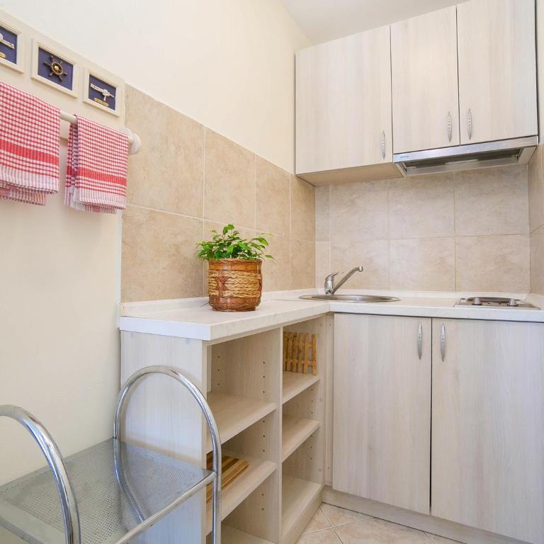 Apartments Iva - Apartman sa 1 Spavaćom Sobom - 8