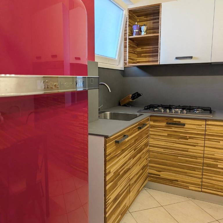 Italia - One-Bedroom Apartment - 2