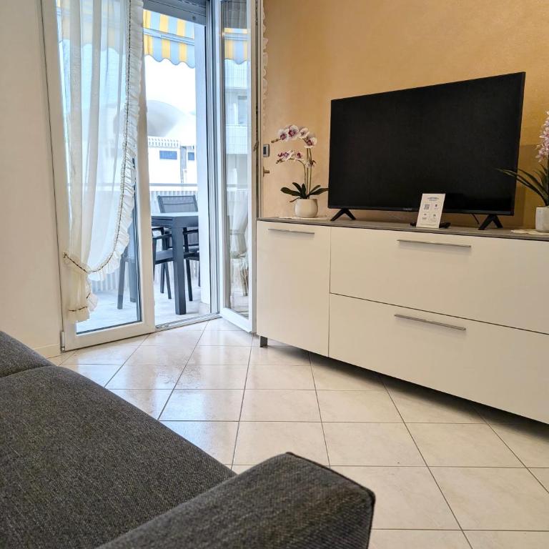 Italia - One-Bedroom Apartment - 5