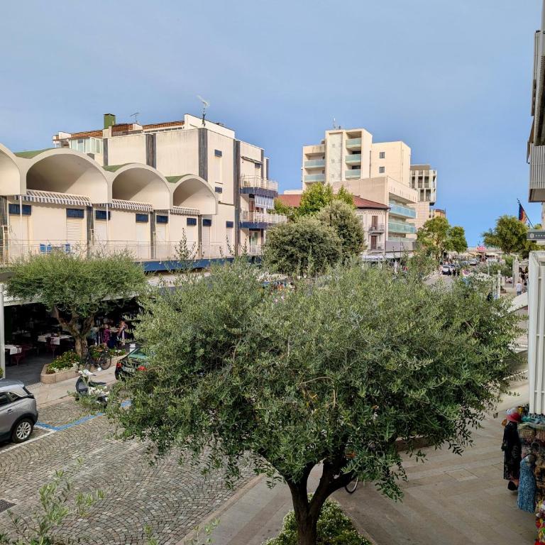 Italia - One-Bedroom Apartment - 11