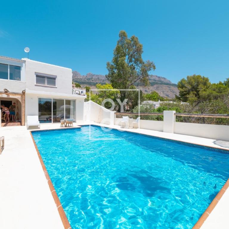 Villa Tutti sur Mer - boho style - private heated pool - mountain views - by Oyoostays - Villa de 3 dormitorios - 30