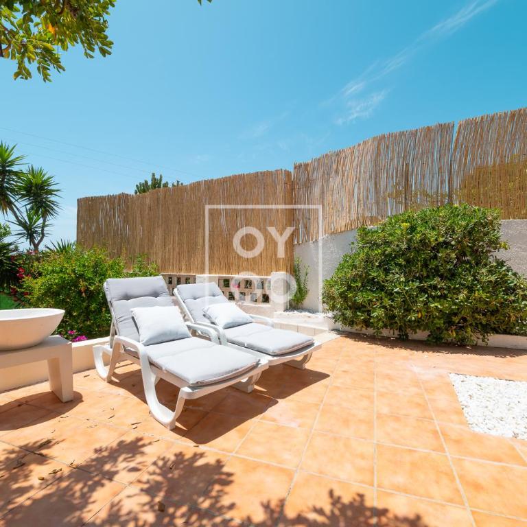 Villa Tutti sur Mer - boho style - private heated pool - mountain views - by Oyoostays - Villa de 3 dormitorios - 31