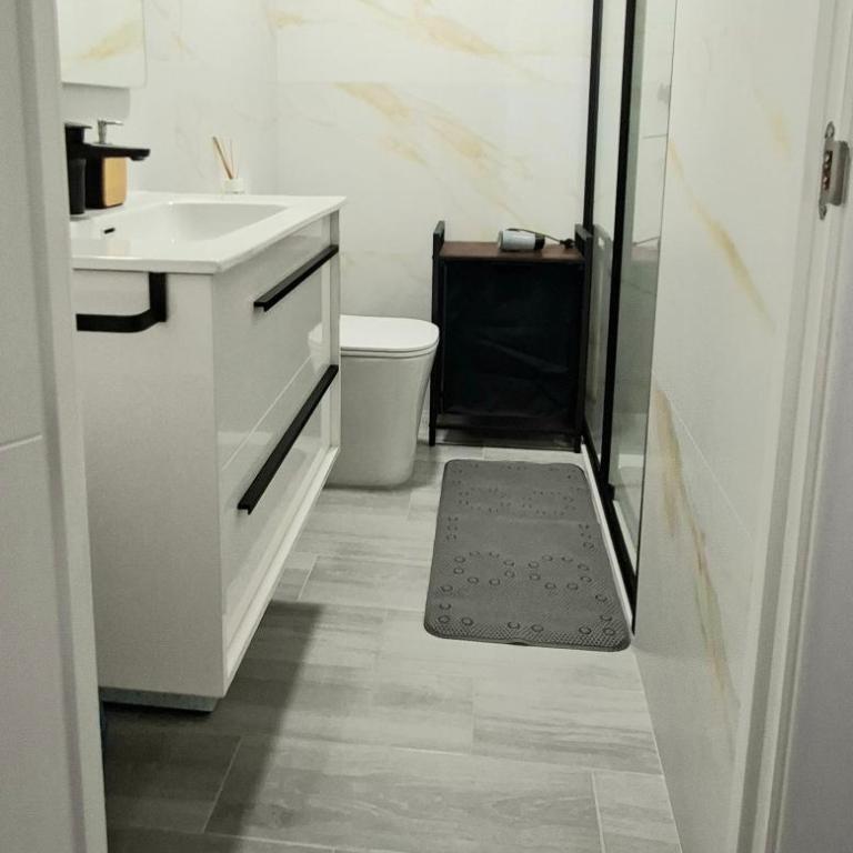 Family-Friendly Apartment-Torrevieja PMT33 - Two-Bedroom Apartment - 18