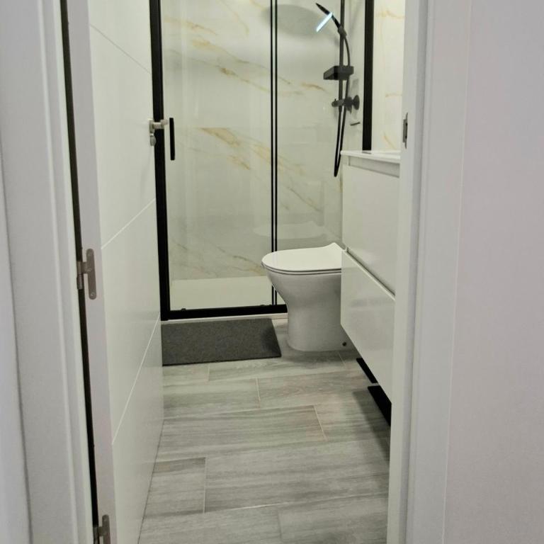 Family-Friendly Apartment-Torrevieja PMT33 - Two-Bedroom Apartment - 8