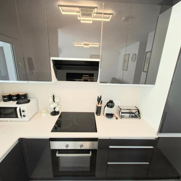 Family-Friendly Apartment-Torrevieja PMT33 - Two-Bedroom Apartment - 4