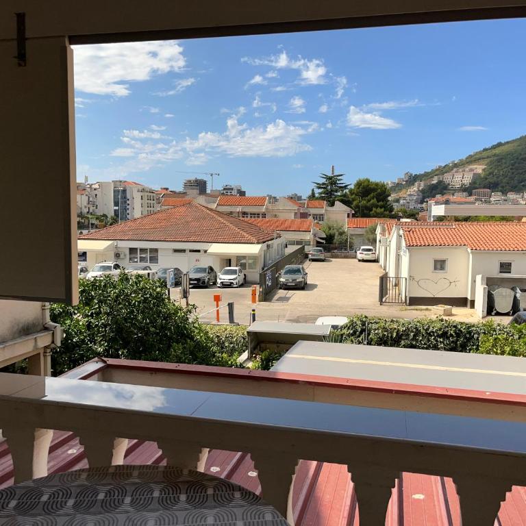 Apartments Batalo - Trokrevetna Soba sa Balkonom - 3