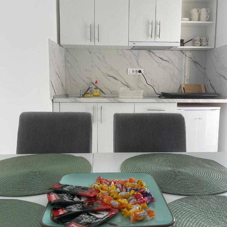 Studio IV - One-Bedroom Apartment - 11