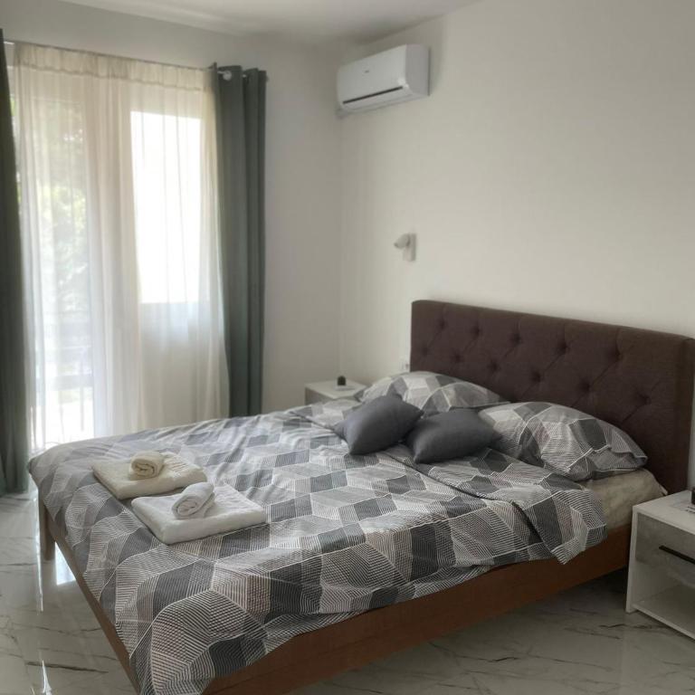Studio IV - One-Bedroom Apartment - 13