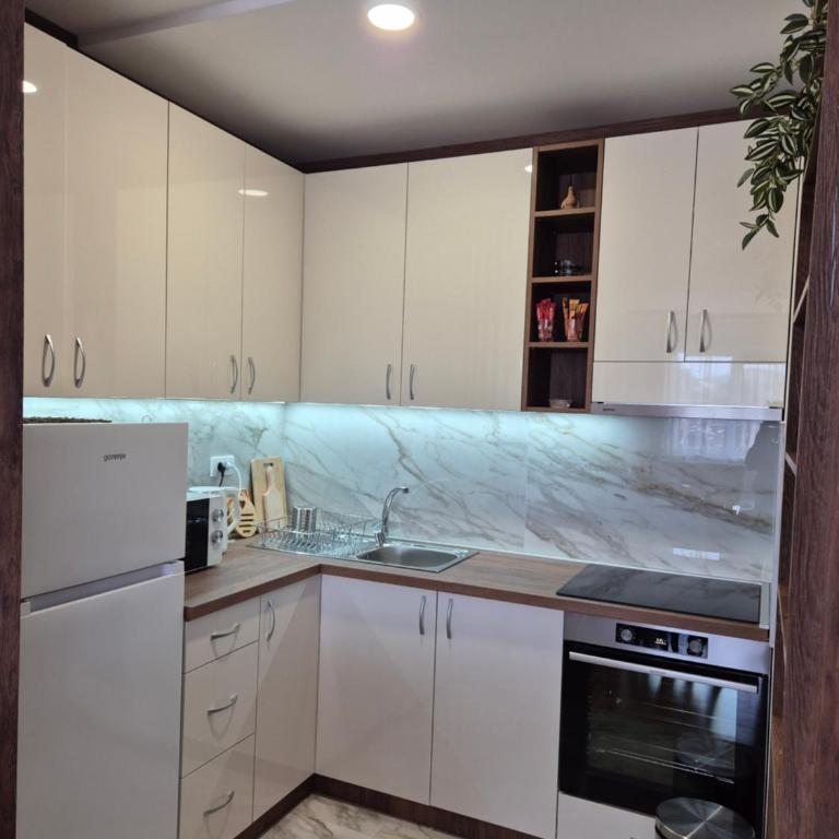 Moj Kutak - One-Bedroom Apartment - 2