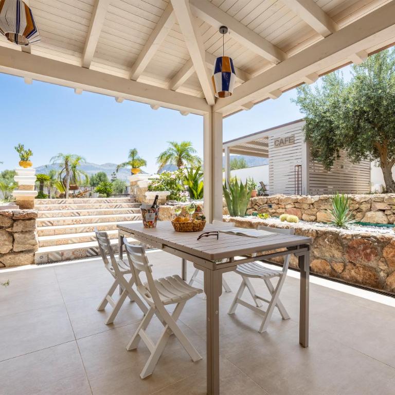 14th Oasis Family Room In Villa With Pool Near Palermo - Quadruple Room - 10