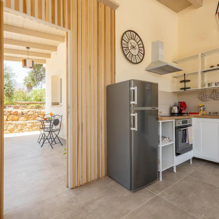 14th Oasis Family Room In Villa With Pool Near Palermo - Quadruple Room - 21