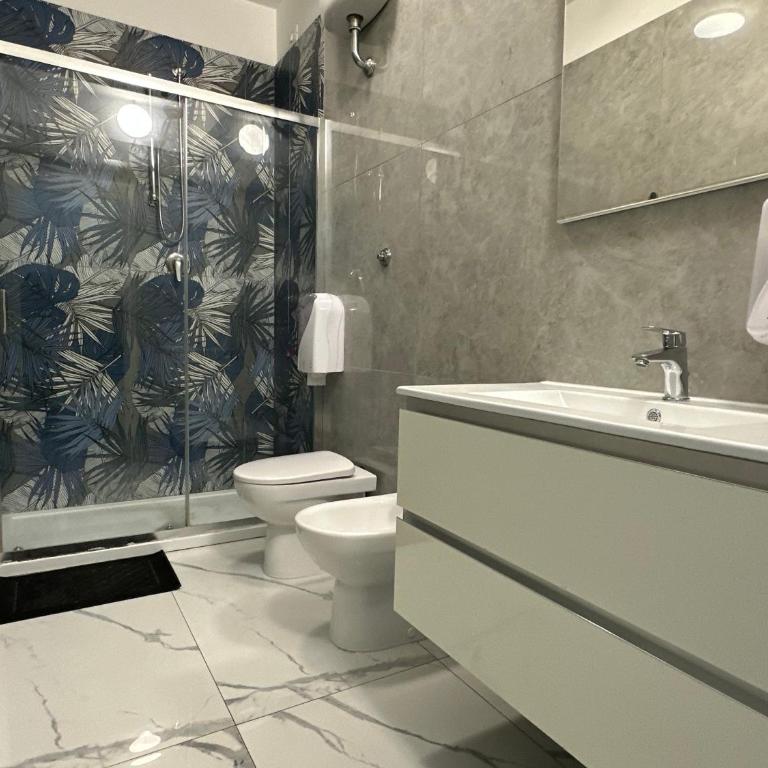 Jupiter Home - Camera Quadrupla con Bagno Privato - 8