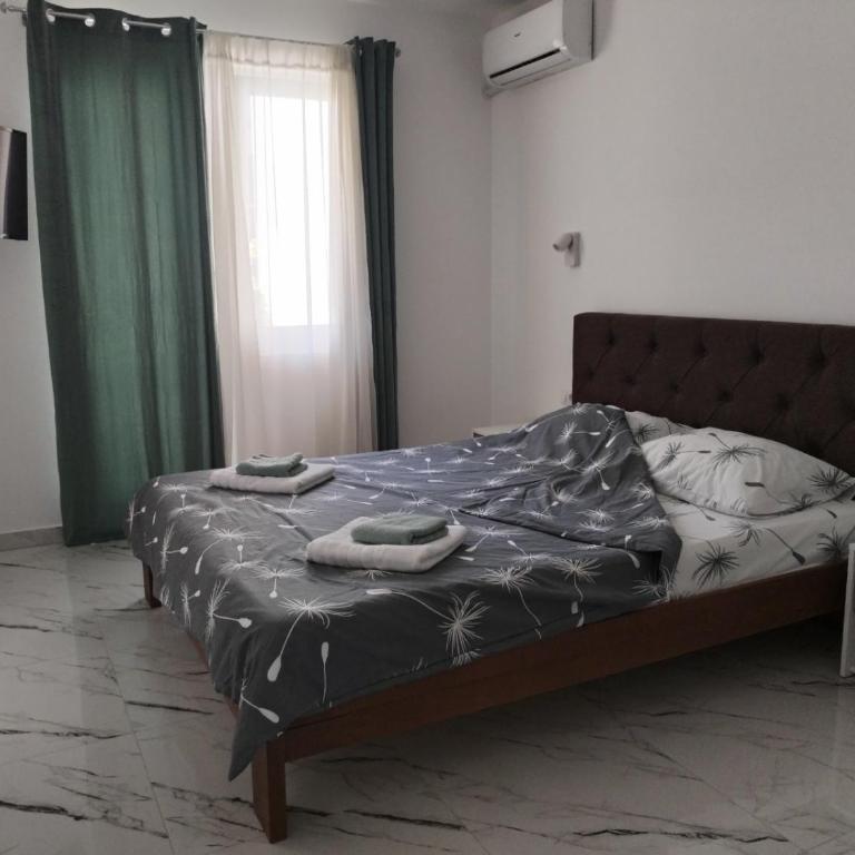 Studio IV - One-Bedroom Apartment - 10
