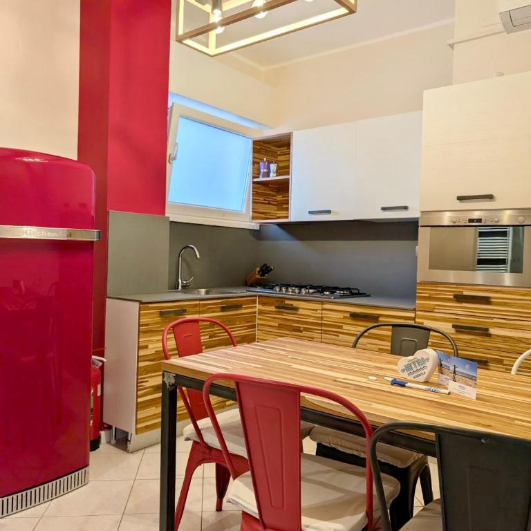 Italia - One-Bedroom Apartment - 1