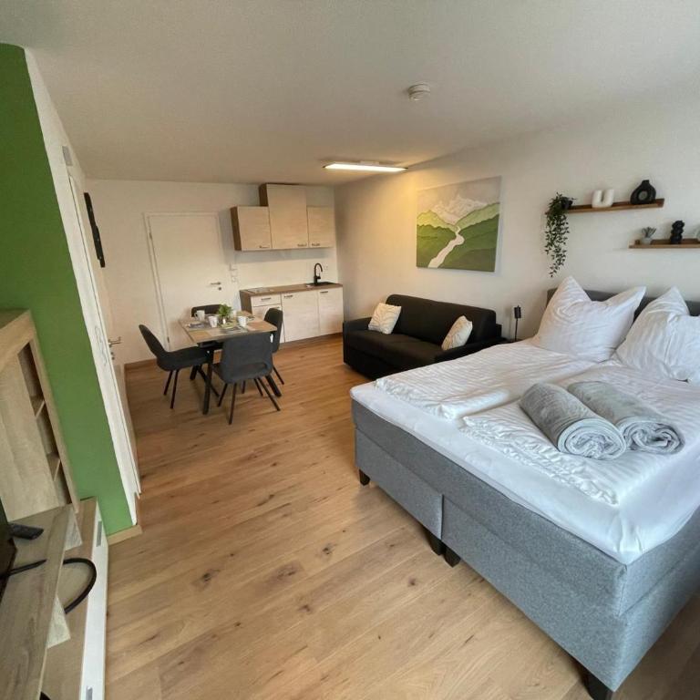 Ausblick in den Bayerischen Wald - Moderne Ferienwohnung - Apartment mit 1 Schlafzimmer - 20
