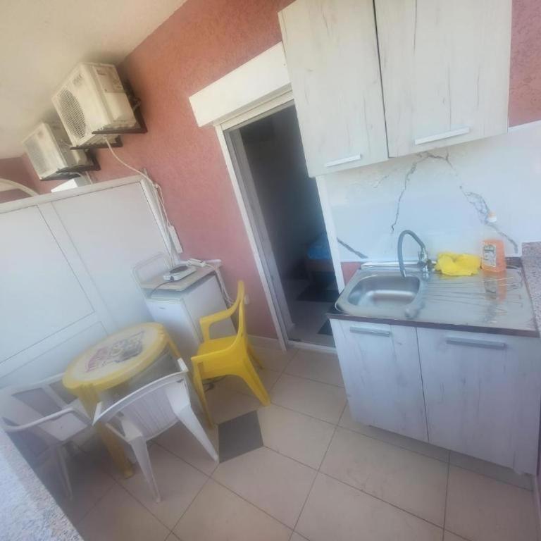 Asko Villa Apartment - Deluxe Triple Room - 4