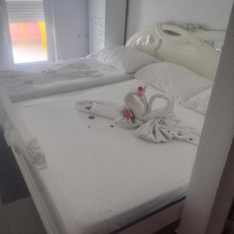 Asko Villa Apartment - Deluxe Double or Twin Room with Balcony - 10