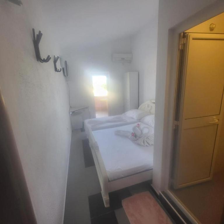 Asko Villa Apartment - Deluxe Double or Twin Room with Balcony - 24