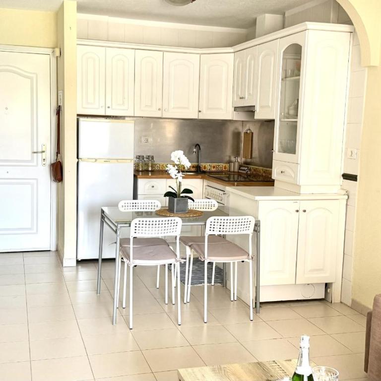 Infinity Sea & Pool Oasis by Deihu Experiences - Apartamento con vistas al mar - 19