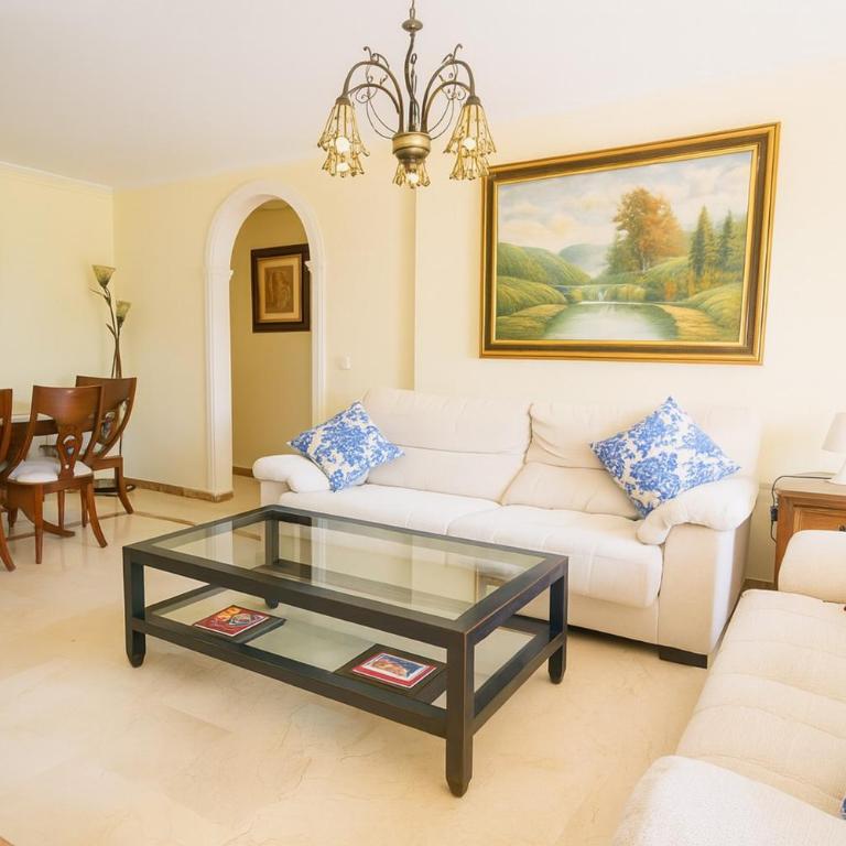 Aparment Neptuno- located on the promenade a few metres from the beach. - Apartamento de 3 dormitorios - 14